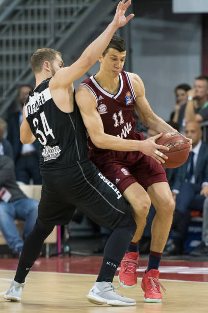 到仅三分 到仅三分