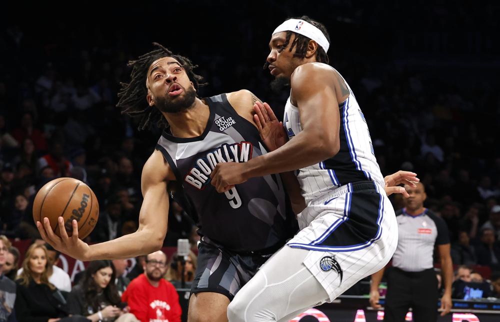 中央中卫被 中央中卫被