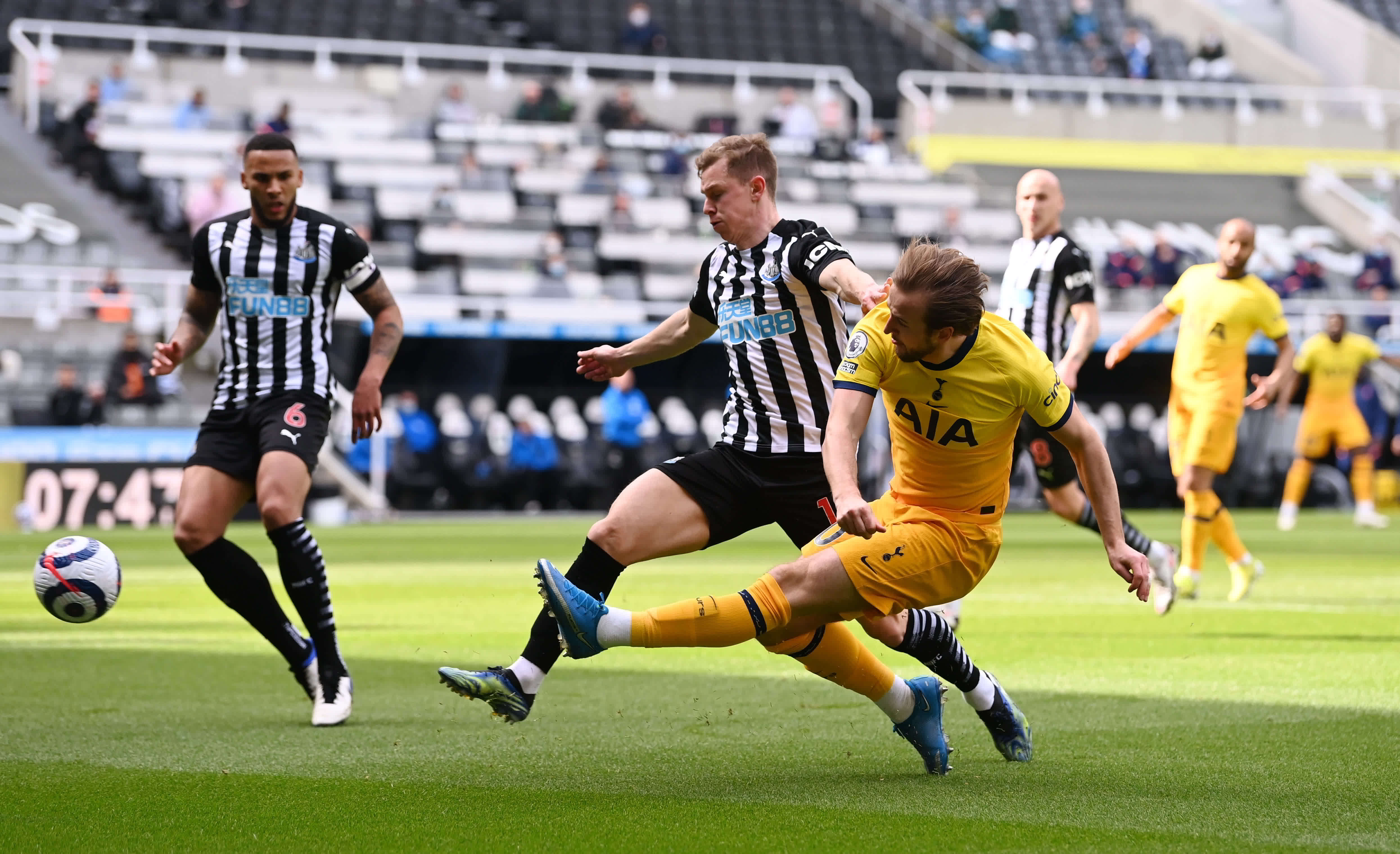 萨与比利亚 萨与比利亚